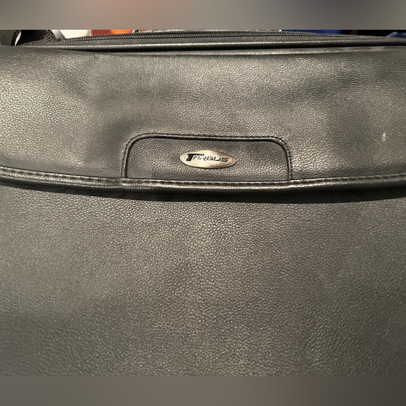 Targus Leather laptop case - Picture 2 of 16